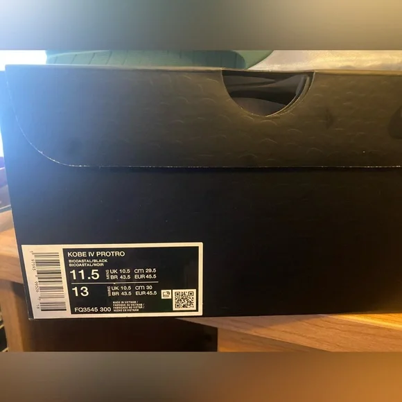 Nike Kobe 4 Protro Girl Dad Men Size 11.5 NEW